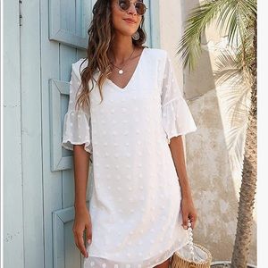 Size large white shirt sleeve textured polka dot dress